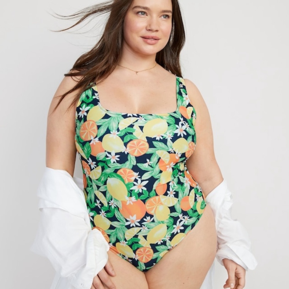 Old navy 3X twist back one piece NWT